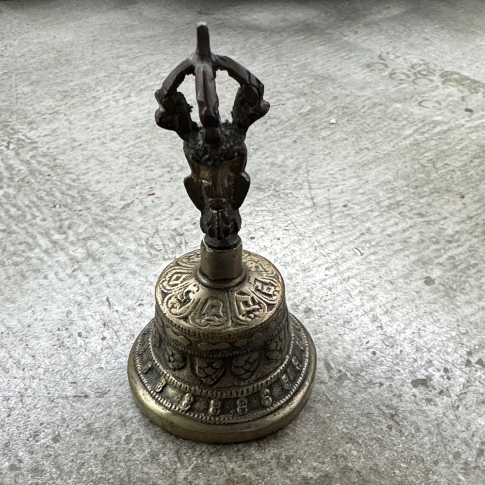 Antique-Style Brass Prayer Bell - Decorative Home Art